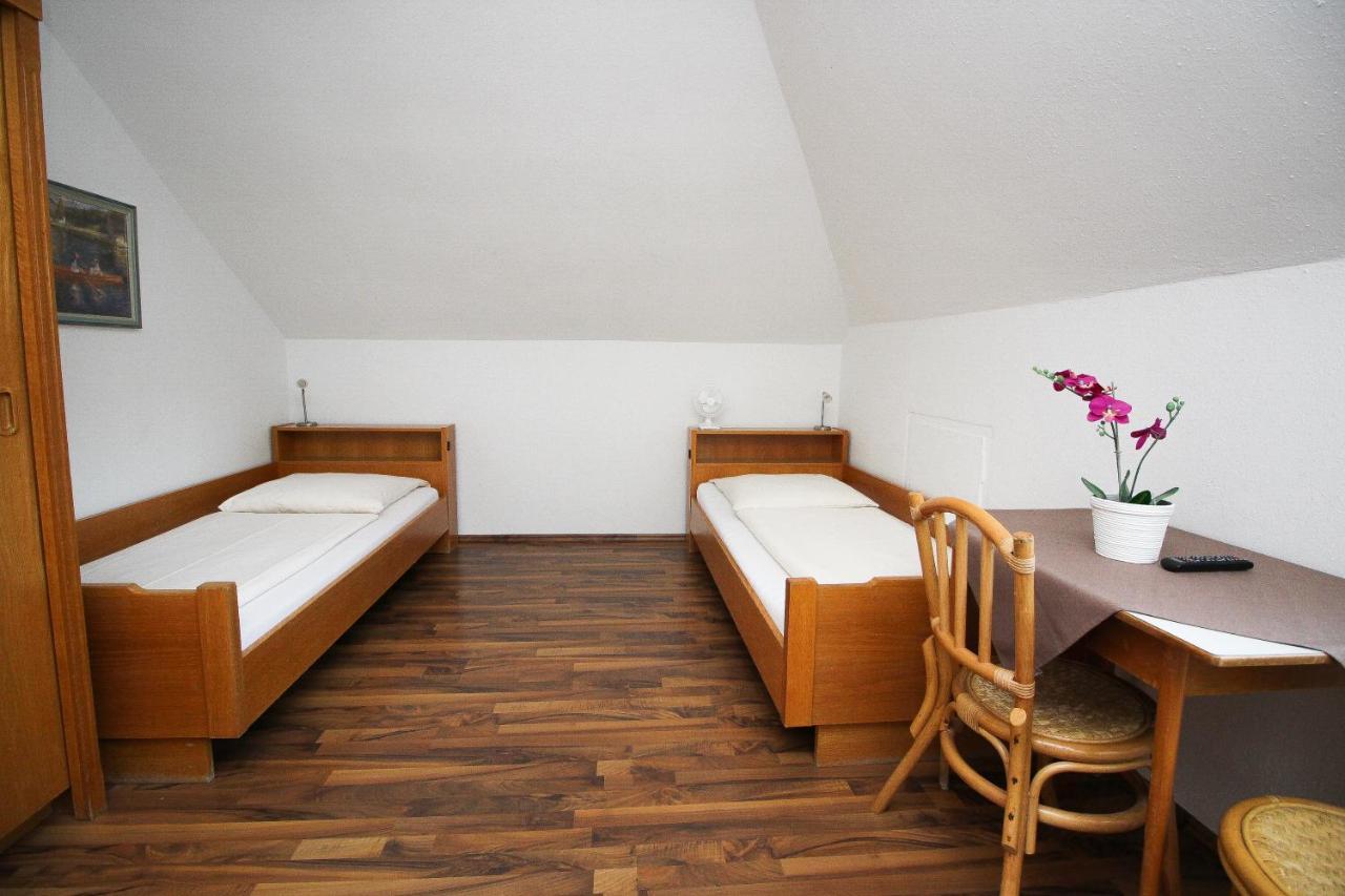 Hotel Olympia Мюнхен Экстерьер фото