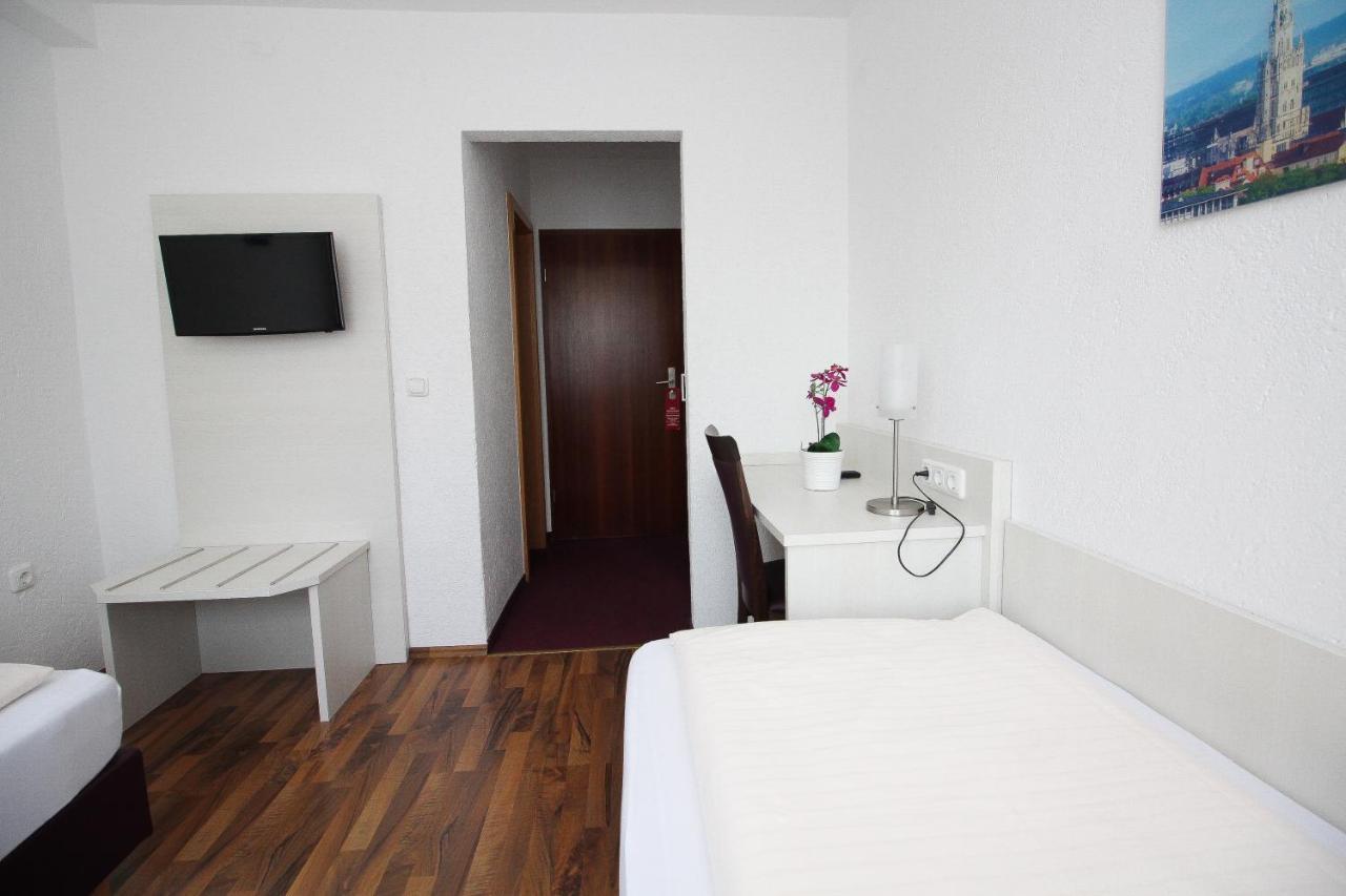 Hotel Olympia Мюнхен Экстерьер фото